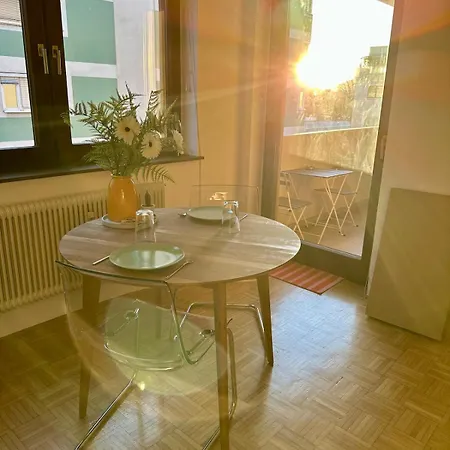 Zentrale Mit Parkplatz Apartment Graz