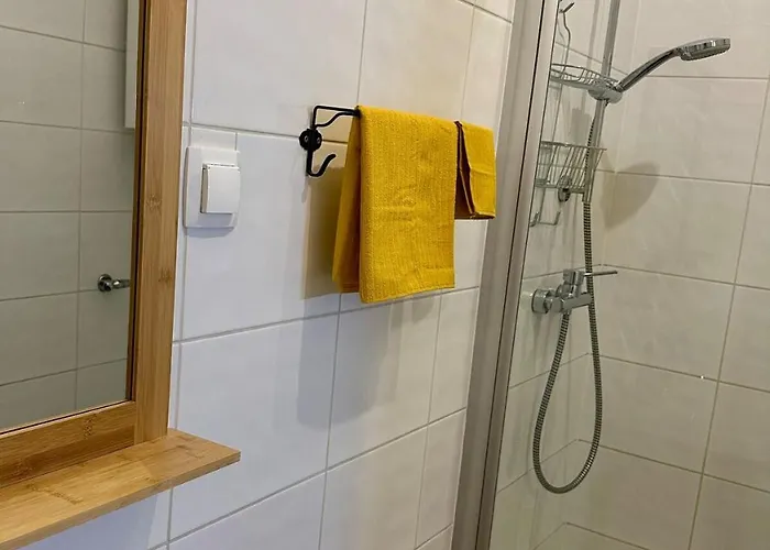 Zentrale Mit Parkplatz Graz