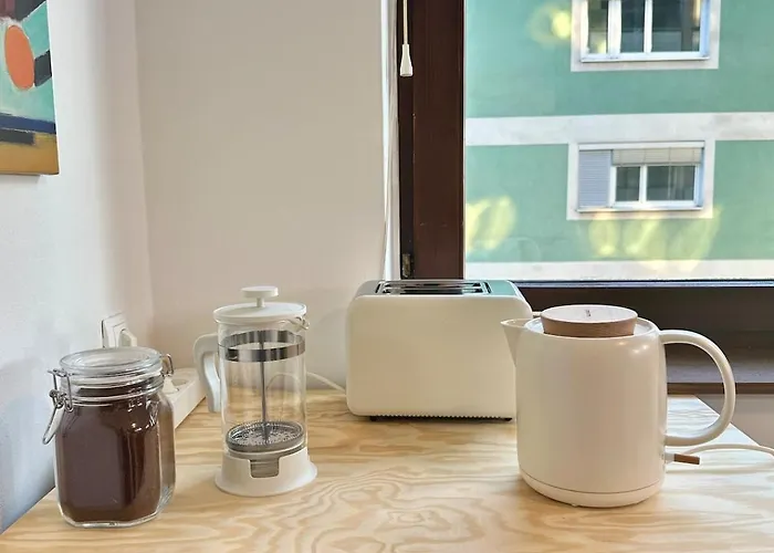 Zentrale Mit Parkplatz *